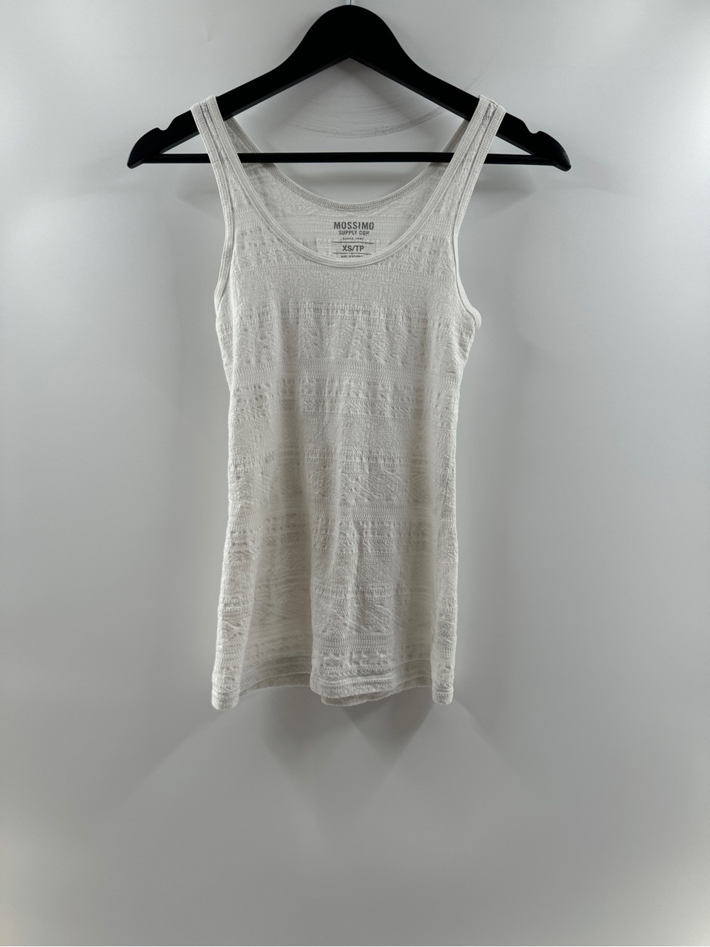 Mossimo Supply Co. White Textured Tank Top – Women's XS Cotton Blend